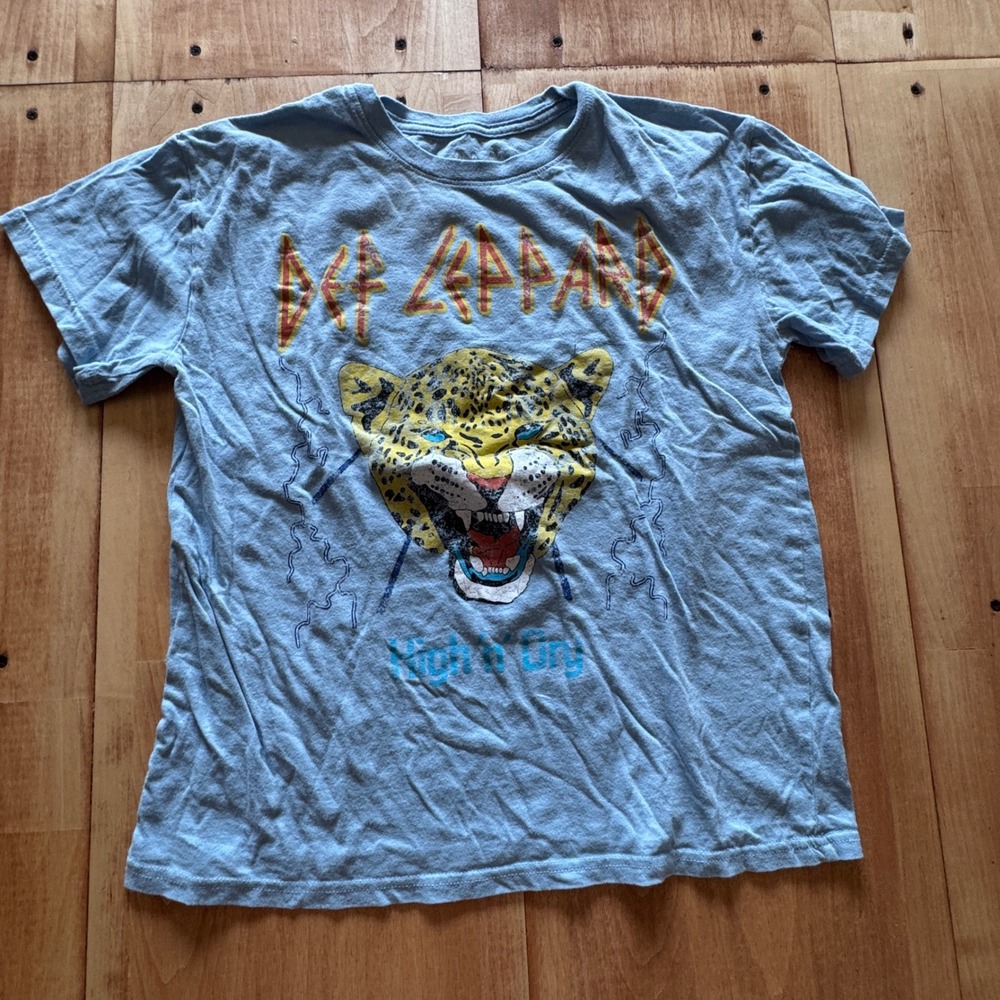 Def Leppard High n Dry Graphic T-Shirt Womens Medium Light Blue‎ Cotton Band Tee